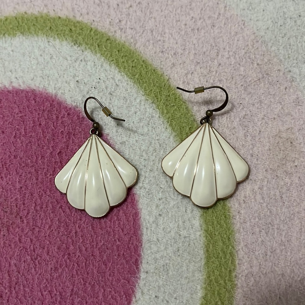 ModCloth Large Shell Earrings